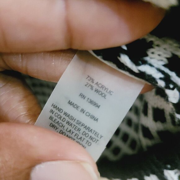 Sioni Black & White Checkered  Big Button Long Sleeve Thick Cardigan Jacket sz L - Picture 6 of 7